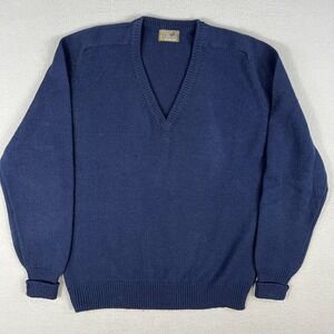 VTG JCPenney Acrylic Sweater Fits Medium‎ Blue V Neck 70s/80s Preppy Knit